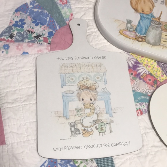 1971 1972 1978 Hallmark Betsey Clark melamine tray, cutting boards lot - Picture 3 of 10